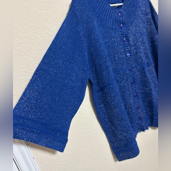Susan Graver Style Sweater Metallic Blue Button Frond Size 1X - Picture 4 of 10